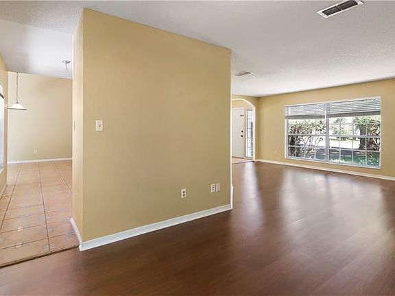 3rd image of 15829 Hidden Lake Cir