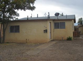 807 Aztec Rd NW #A, Albuquerque, NM 87107