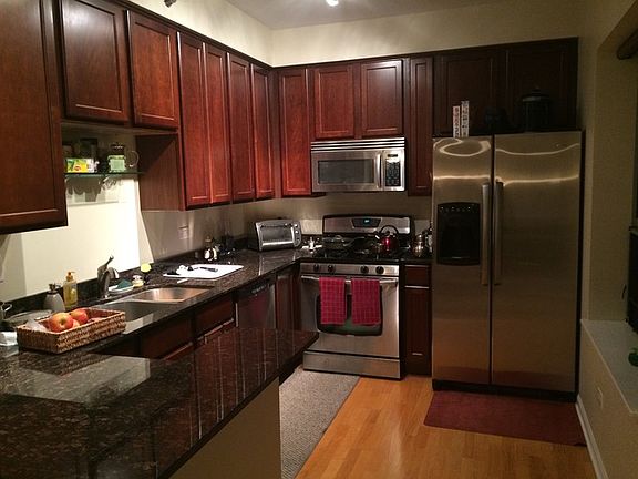 5th image of 100 N Hermitage Ave Unit 809