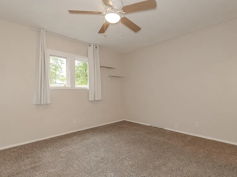 8806 Norwood Dr — Photo 20
