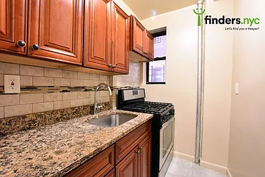 Rented by Clove Realty LLC