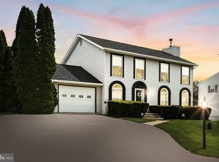 112 Pheasant Run Ln, Hanover, PA 17331