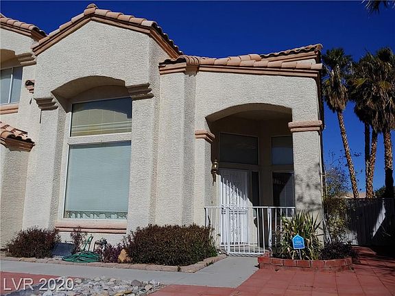 3rd image of 4486 Palm Grove Dr