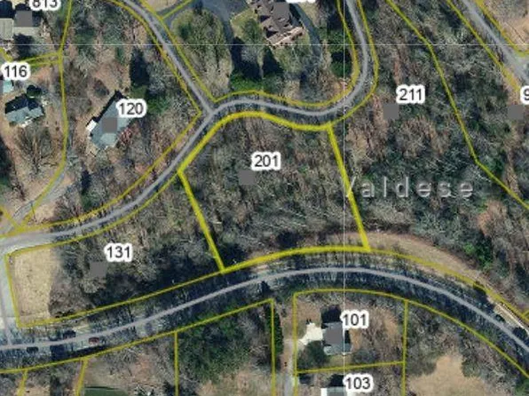 201 Martinat Dr NE #2, Valdese, NC 28690