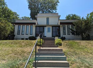 3613 Marcy St, Omaha, NE 68105