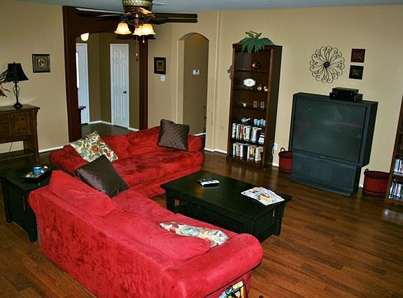 4th image of 224 Rockbrook Dr