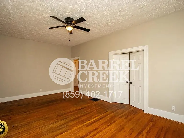 327 N 4th St — Photo 18