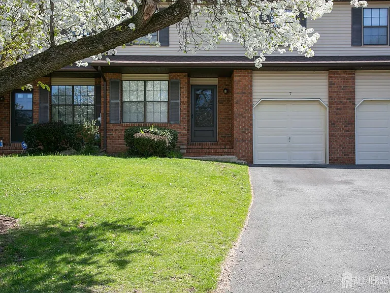 7 Cactus Ct — Photo 2