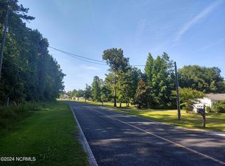 8 Jim Blake Rd, Jacksonville, NC 28540