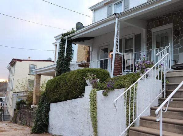 140 Shurs Ln, Philadelphia, PA 19127