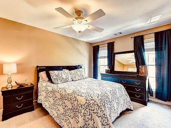 2800 Loftview Sq — Photo 32
