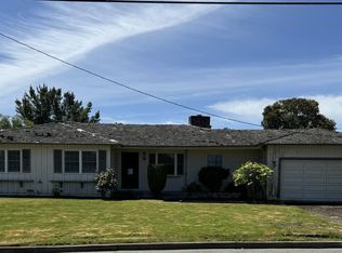 2147 Queens Ln, San Mateo, CA 94402