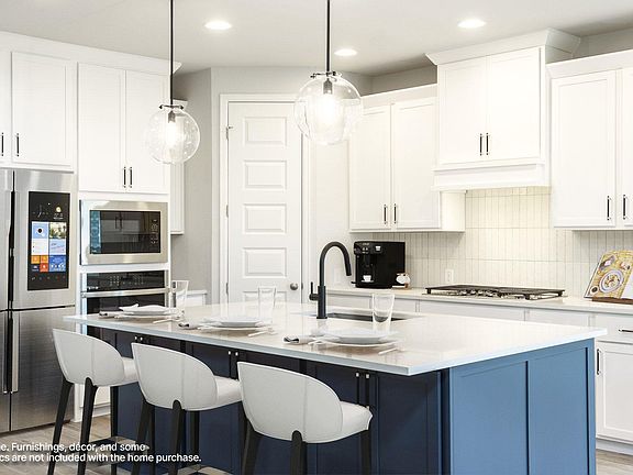 3rd image of 304 Royal Fern Rd