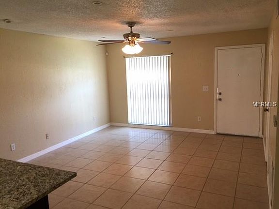 5th image of 5863 North Ln