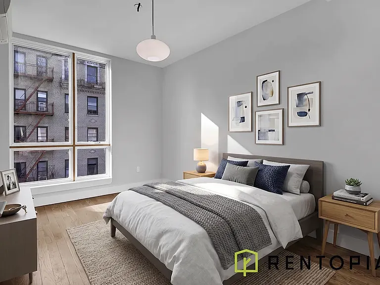 379 S 1st St #302A — Photo 4
