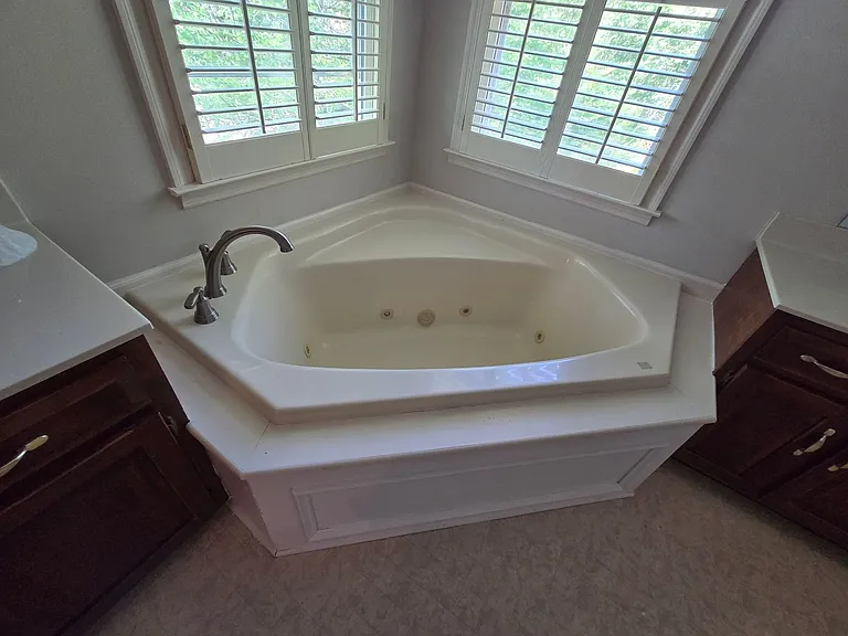 2710 Runnymeade Dr — Photo 13