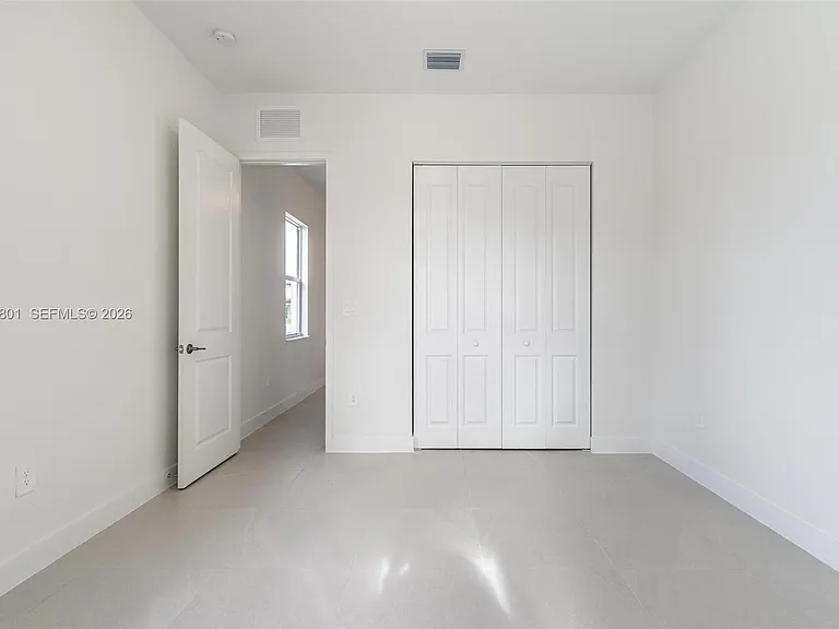 4480 SW 122nd Ter — Photo 7
