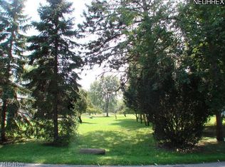 Wood Rd, Willoughby, OH 44094