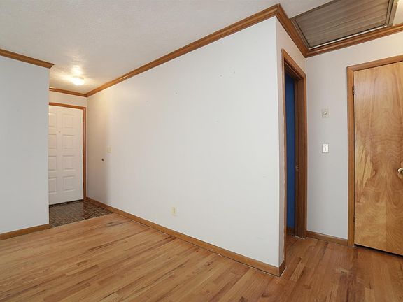 2nd image of 10860 Willfleet Dr