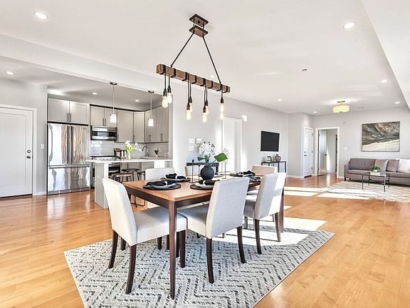 4th image of 246 Boston St #9
