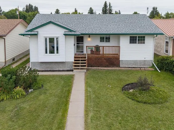 5026 53rd St, Killam, AB T0B 2L0