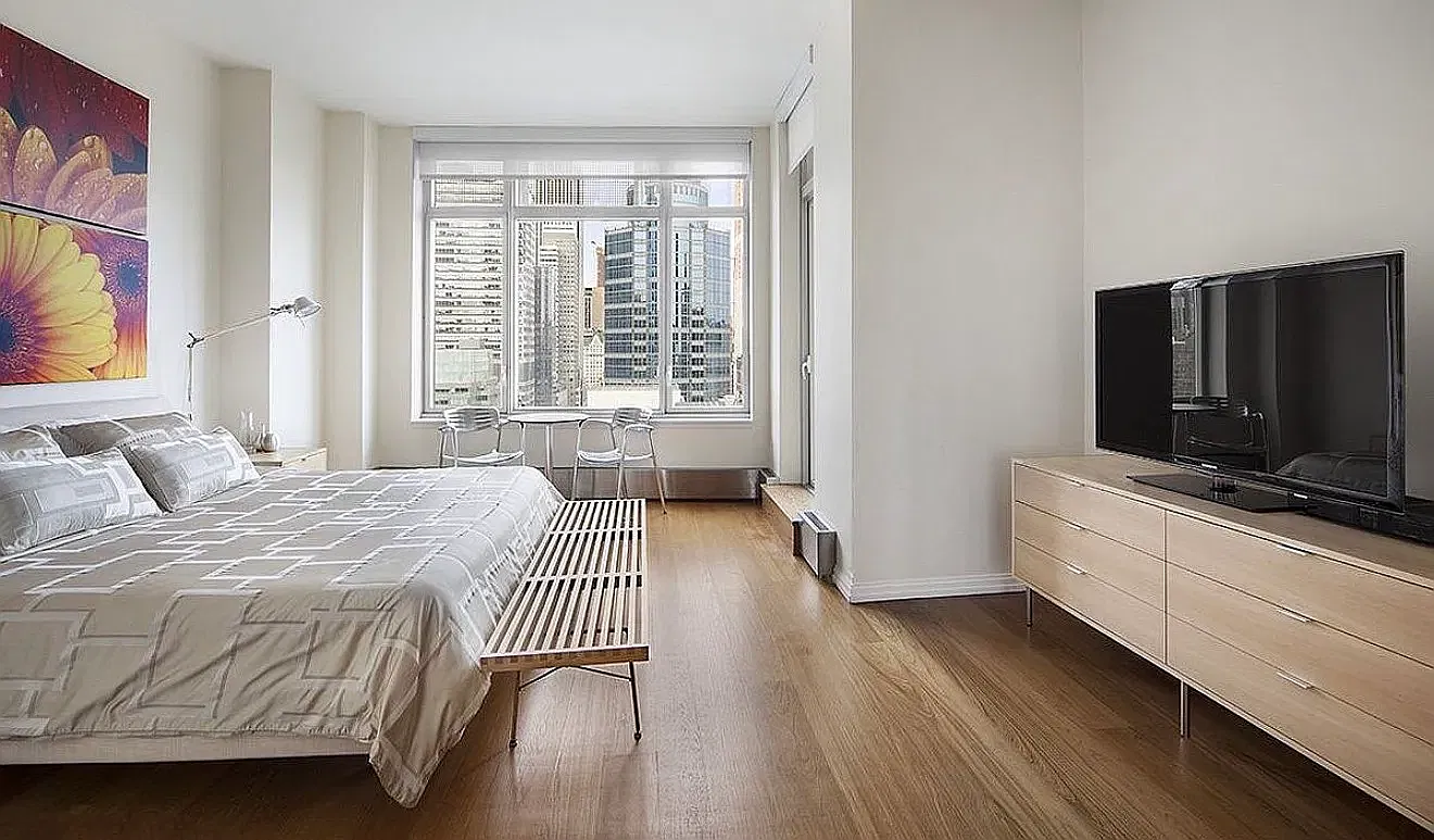 205 East 59th Street — Photo 2