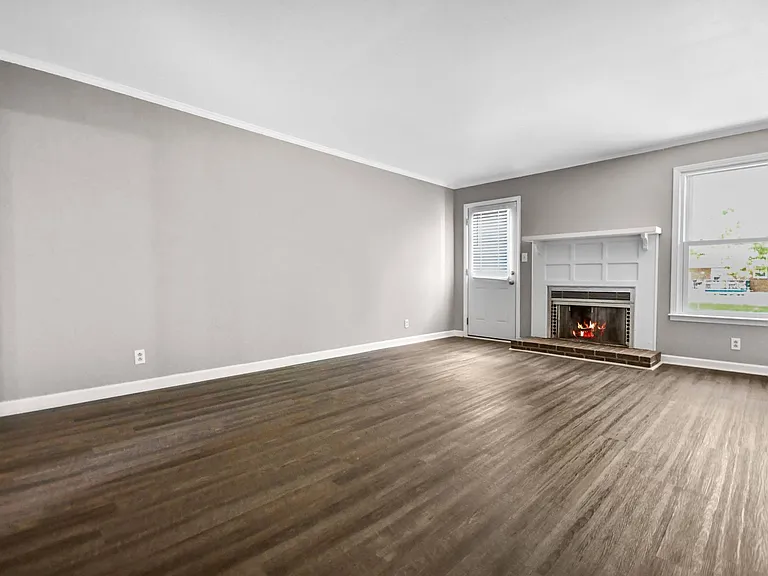 3394 Minor Dr — Photo 2