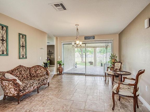 5th image of 10347 W Mulberry Dr