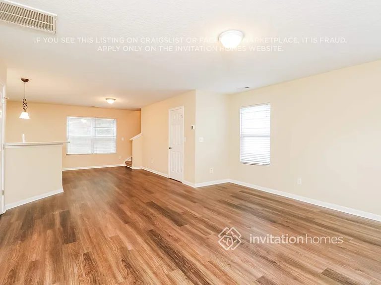 10 Riverside St — Photo 6