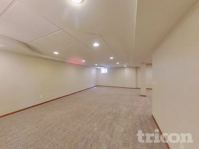6612 Smithfield Dr — Photo 17
