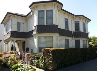 1219 De La Vina St APT 4, Santa Barbara, CA 93101