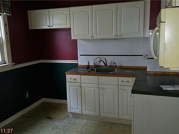 5th image of 115 Marjorie Dr