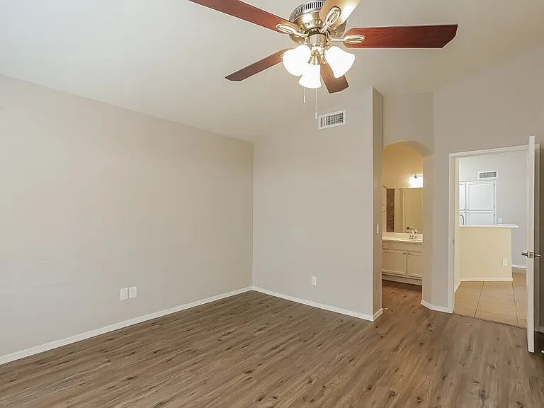 4169 E Pecan Rd — Photo 11