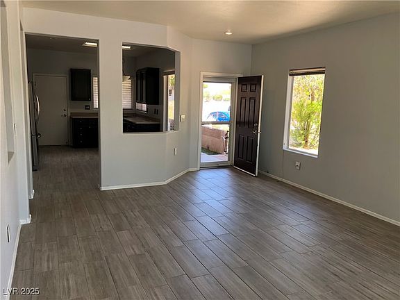 3rd image of 1396 Couperin Dr