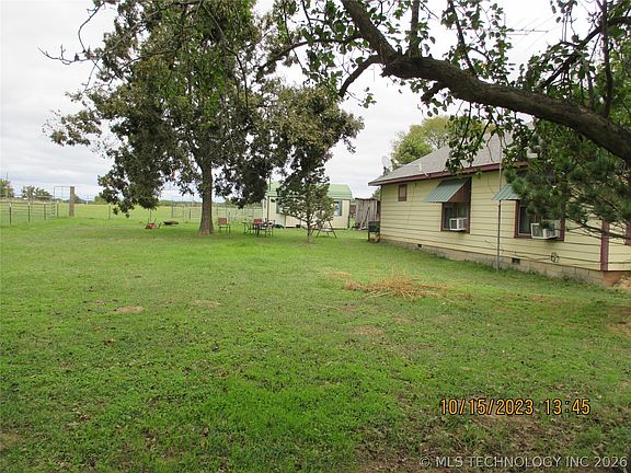 2nd image of 2905 E 2110th Rd