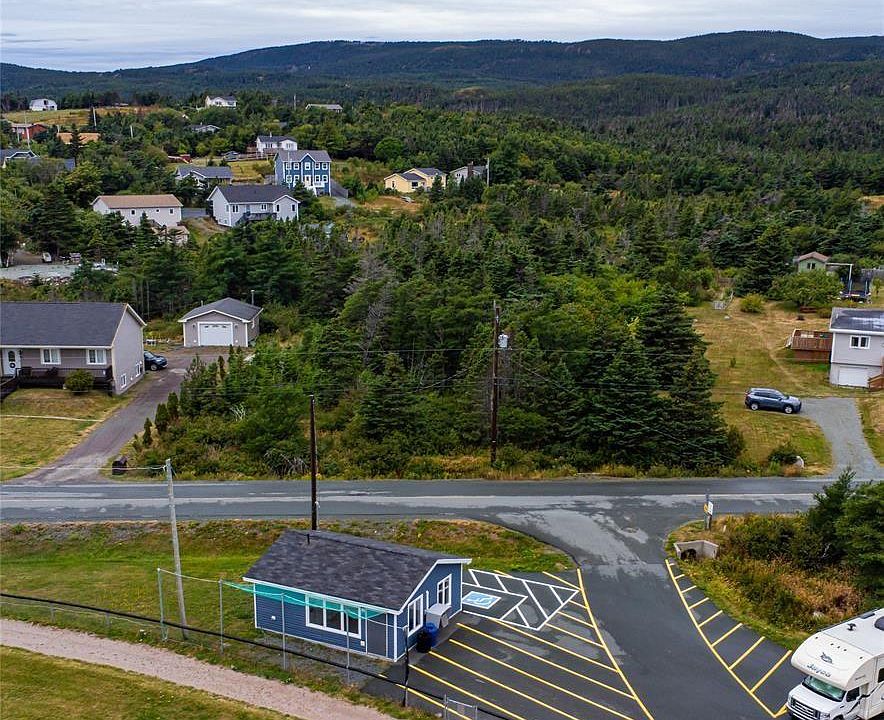 1st image of 809-811 Main Road