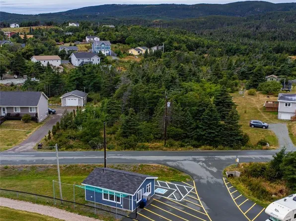 809-811 Main Road, Pouch Cove, NL A0A3L0