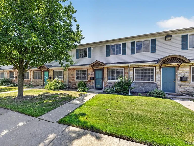 16515 Terrace Village Dr — Photo 2