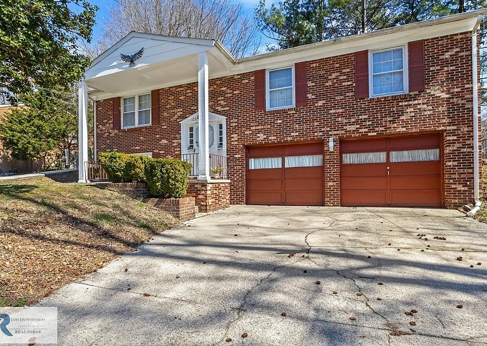 1st image of 125 Graymont Pl