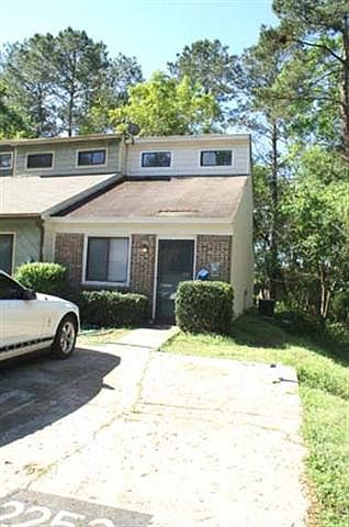 2nd image of 2252 Sandpiper St
