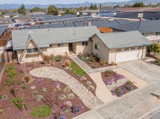 1100 Cedar Dr, Hollister, CA