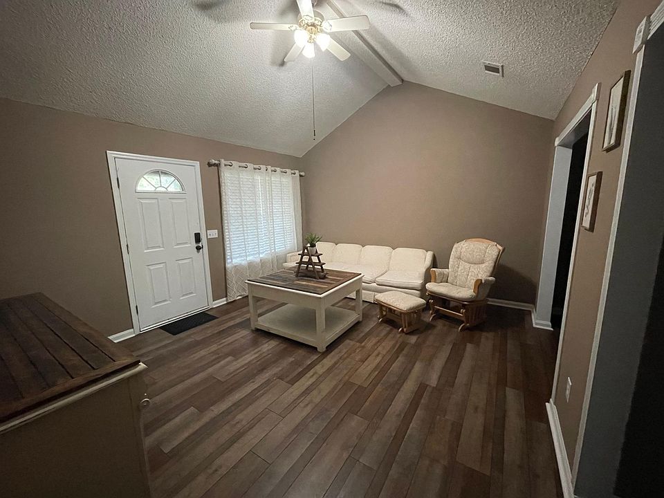 1st image of 34 Kevin Rd