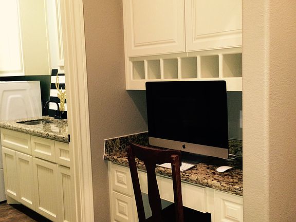 5th image of 305 River Way Ct