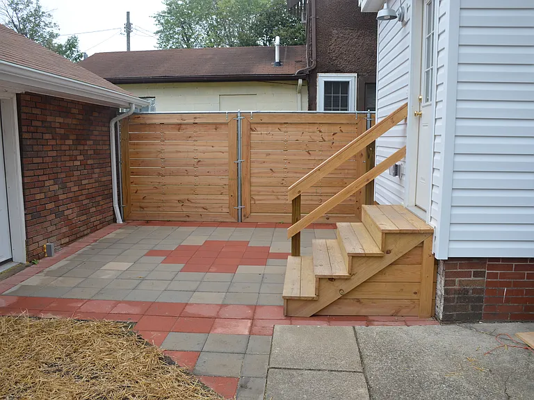 134 9th Ave W — Photo 24