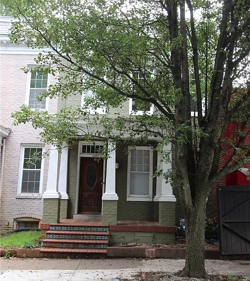 3 Strawberry St — Photo 1