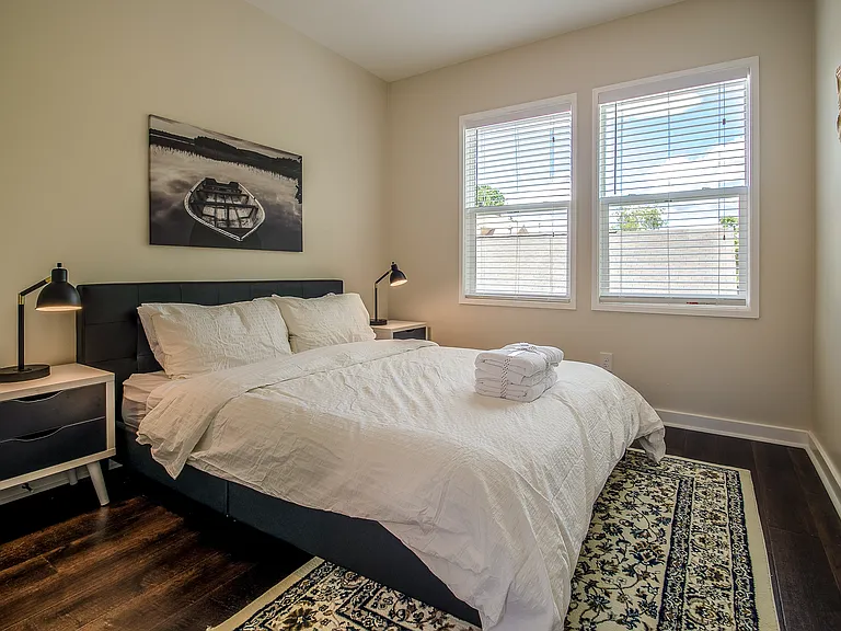 211 Crumley St SW — Photo 14