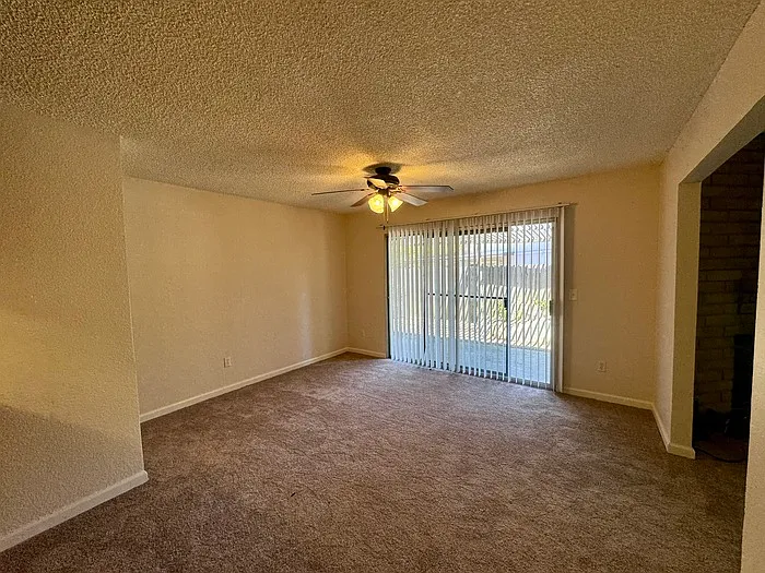 5943 Moss Creek Cir — Photo 7