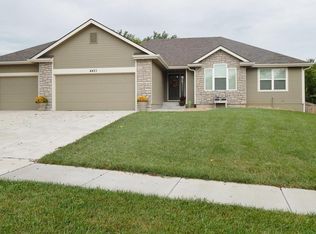 4431 SE Stone Creek Rd, Topeka, KS 66609