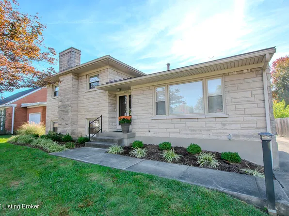 2208 Landan Dr, Louisville, KY 40218