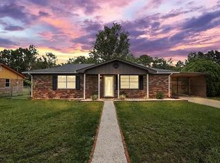 230 Deerwood Dr, Hinesville, GA 31313